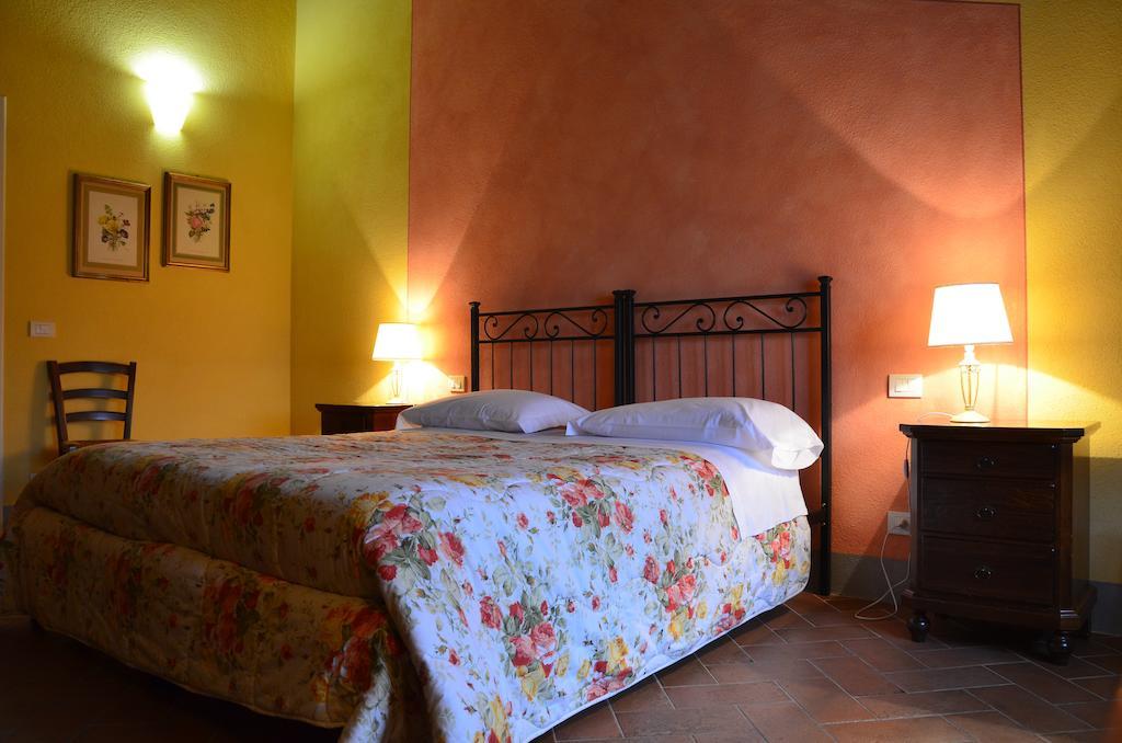 Agriturismo Al Podere Di Rosa Lucca Rom bilde