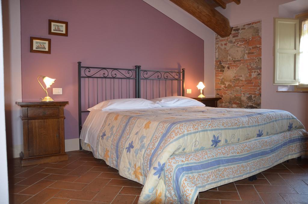 Agriturismo Al Podere Di Rosa Lucca Eksteriør bilde